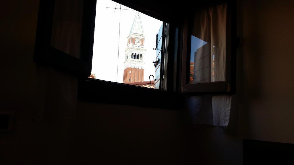 Apartamento Attico San Marco Venecia Habitación foto
